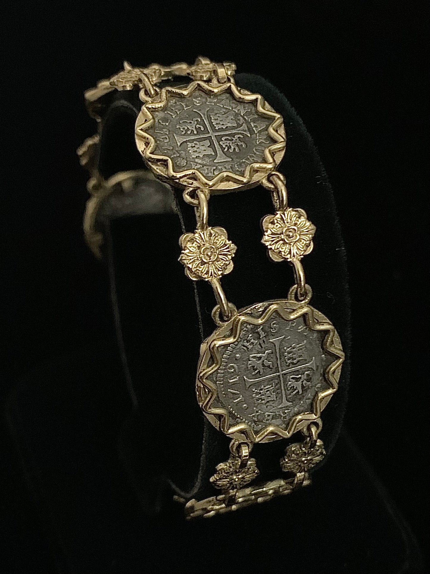 Screw-Press Coin Bracelet with Flowers