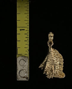 Conch Shell Pendant - Ridged