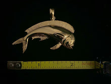 Load image into Gallery viewer, Mahi Mahi Pendant - Medium

