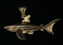 Load image into Gallery viewer, Shark Pendant - Great White
