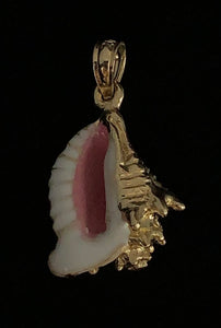 Conch Shell Pendant - Ridged