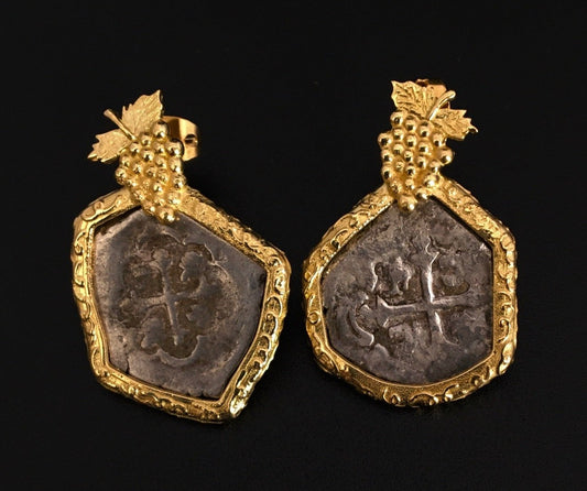 Mexico City 18k Gold Earrings with Grapes